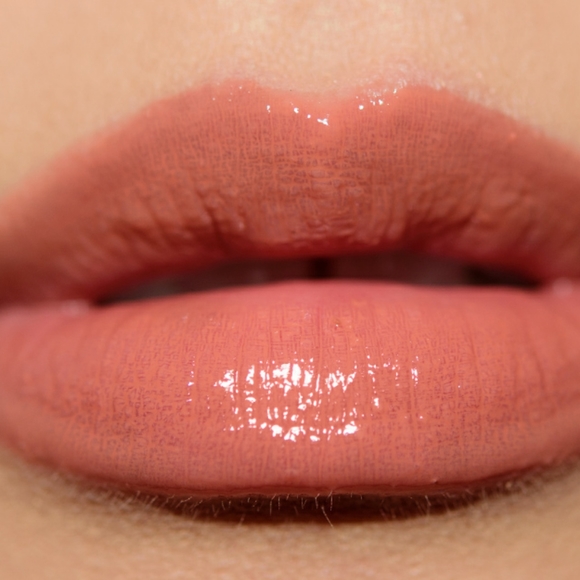 COPY - 💖BECCAShimmeringSkinPerfectorBlush&BeccaGl - Picture 12 of 13